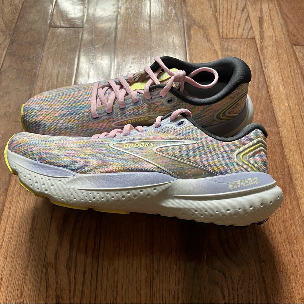 Brooks Glycerin 21 Women EUC—Very Lightly Used; Running Shoes; Size 8.5